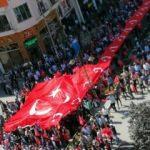 Türkiye 'Teröre lanet' sesleriyle sokaklara döküldü! 