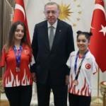 Cumhurbaşkanı Erdoğan, Sümeyye Boyacı ve Sevilay Öztürk'ü kabul etti