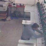 Deprem anında canını hi&ccedil;e saydı, bir maaş ikramiye aldı