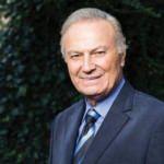 Ediz Hun ilk kez tiyatro sahnesinde seyirciyle buluşuyor!