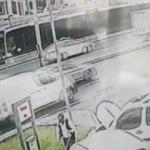 Haramidere'deki metrobüs kazası kamerada!