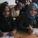 Suriyeli kız Seyit onbaşı kolyesini hiç çıkarmıyor