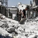Esed rejimi İdlib'de pazar yerine saldırdı