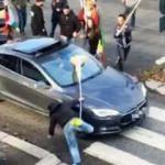 Norve&ccedil;'te PKK yandaşlarından al&ccedil;ak saldırı!