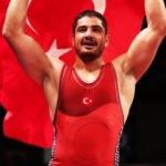 Taha Akg&uuml;l: Şampiyonluğu Mehmet&ccedil;ik'e armağan ediyorum