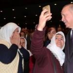 Erdoğan'ı görünce telefonlara sarıldılar! Renkli anlar...