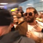 Oyuncu Can Yaman Madrid havalimanından polis eşliğinde ayrıldı!