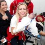 Tel Abyad Hastanesi'nde doğan bebeğe 'Barış' ismi verildi