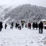 Doğu Karadeniz'de kardan 57 köy yolu kapandı