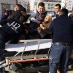 Kendi tarlasında donmak üzereyken bulundu