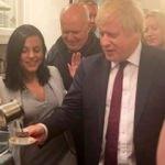 İngiltere Başbakanı Boris Johnson'ın Türk kahvesi keyfi