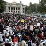 Hindistan'da vatandaşlık krizi sürüyor: 3 kişi hayatını kaybetti