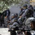 İşgalci İsrail, 2 Filistinli öğrenciyi öldürdü 161'ini gözaltına aldı