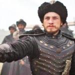 Gen&ccedil; oyuncu Cem Yiğit &Uuml;z&uuml;moğlu d&uuml;nya listesinde yerini aldı!