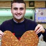  Czn Burak kimdir? Sosyal medya fenomeni Czn Burak ne iş yapıyor? Gerçek ismi...