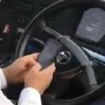 Direksiyon başında cep telefonu kullanan otob&uuml;s şof&ouml;r&uuml;ne tepki