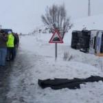 Erzurum'da halk otobüsü şarampole devrildi: Acı haber geldi
