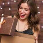 Kadınlara ne hediye alınır? Kadınların çok seveceği hediye önerileri