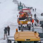 Van'da çığ bölgesinde arama kurtarma çalışmalarına ara verildi