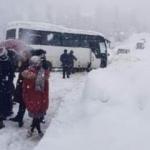 Meteoroloji uyarmıştı! Kar yağışı hayatı felç etti