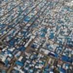 Suriye'den ka&ccedil;an ailenin bebeği donarak &ouml;ld&uuml;! 