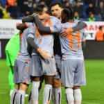 Başakşehir 90+1'de liderliği kaptı!