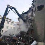 Bağcılar’daki tehlikeli binalar kontrollü olarak yıkılıyor