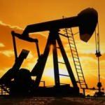 Faiz kararı açıklandı, petrol düşüşe geçti