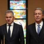 Bakan Akar ve Rus mevkidaşı arasında İdlib görüşmesi