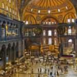 Ayasofya tarihinde ilk yaşandı! 89 sene sonra camide ezan sesleri y&uuml;kseldi