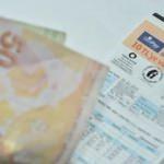 Aydem ve Gediz Elektrik, borçlu abonelerin evlerinin enerjisini kesmeyecek
