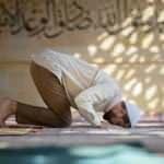 Namazı geç kılmak günah mı? Namaz kılamayan kişi ne yapmalı?