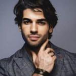 Şükrü Özyıldız karantina günlerini bateri çalarak geçiriyor!