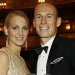 Arjen Robben'in eşi koronavirüsü yendi