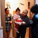 Belediye ekiplerinden küçük çocuğa doğum günü sürprizi