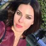 Defne Samyeli'nin makyajsız hali şaşırttı! İşte sıfır makyaj pozu