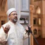Diyanet İşleri Başkanı Erbaş'tan Berat Kandili mesajı