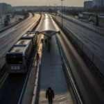 Sokağa çıkma yasağının ilk gününde İstanbul'da yollar boş kaldı