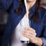 S&uuml;t d&ouml;kerken dışına taşırmamak i&ccedil;in neler yapılır? &Uuml;zerinize s&uuml;t sı&ccedil;ratmadan s&uuml;t d&ouml;kme tekniği