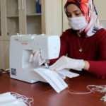 Kur'an kursundan maske üretimine destek