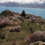 Turist akınına uğrayan Akdamar Adası boş kaldı