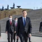 Bakan Selçuk Anıtkabir'i ziyaret etti
