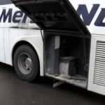 Hareket halindeki yolcu otob&uuml;s&uuml;nde yangın