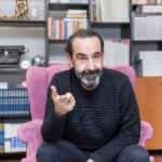 İkinci kez kanser tedavisi g&ouml;rmeye başlayan &Ouml;zkan Uğur'dan ilk paylaşım