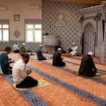 Almanya’da 8 hafta sonra camiler yeniden ibadete açıldı