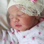 Ecrin ne demek? Ecrin isminin anlamı nedir? Ecrin ismi Kuran'da geçiyor mu?