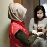 Karantinaya alınan öğrenciye doğum günü sürprizi