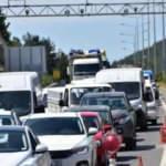 Muğla'da 4 kilometrelik araç kuyruğu