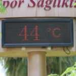 Adana'da termometre 44 dereceyi gösterdi