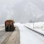 Bayburt'ta yollar beyaza büründü